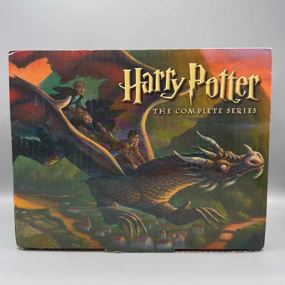 Harry Potter Complete Series Box Set J.K. Rowling 7 Books Softcover Scholastic